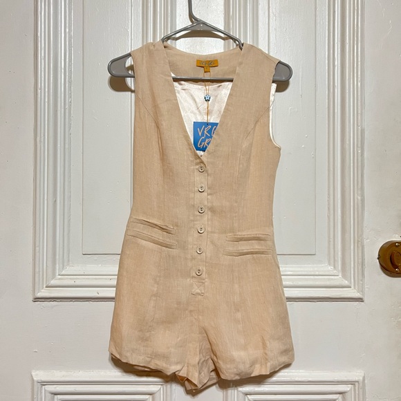 NWT Adorable Tailored Romper - Picture 3 of 10
